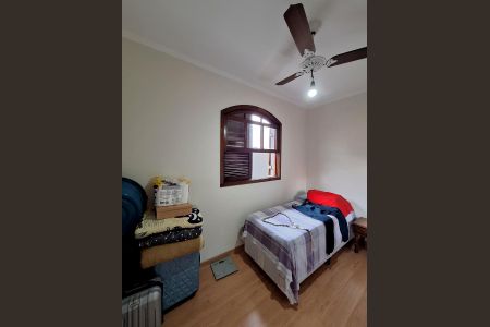 Casa para alugar com 300m², 3 quartos e 3 vagas Casa para alugar com 300m², 3 quartos e 3 vagasQuarto 1