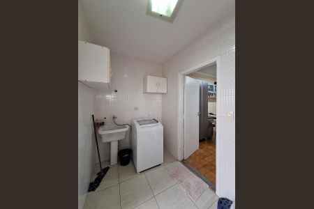 Casa para alugar com 300m², 3 quartos e 3 vagas Casa para alugar com 300m², 3 quartos e 3 vagasÁrea de Serviço