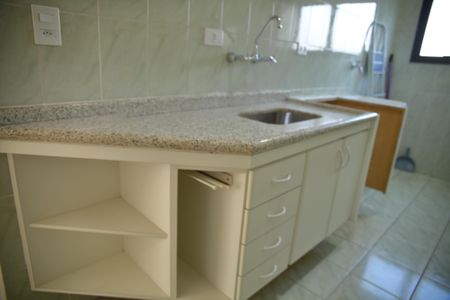 Apartamento à venda com 72m², 3 quartos e 2 vagasCozinha 