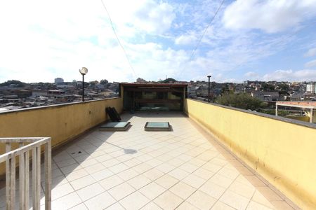 Casa à venda com 400m², 3 quartos e 2 vagas Casa à venda com 400m², 3 quartos e 2 vagasTerraço