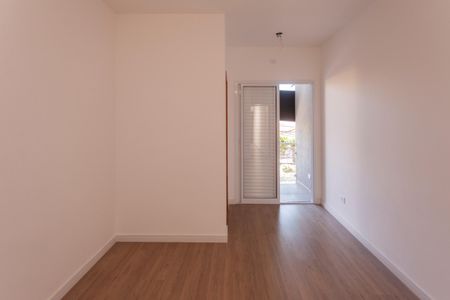 Casa à venda com 141m², 3 quartos e 2 vagasSuíte