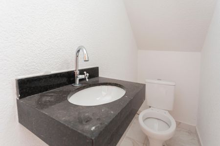 Casa à venda com 141m², 3 quartos e 2 vagasBanheiro Social