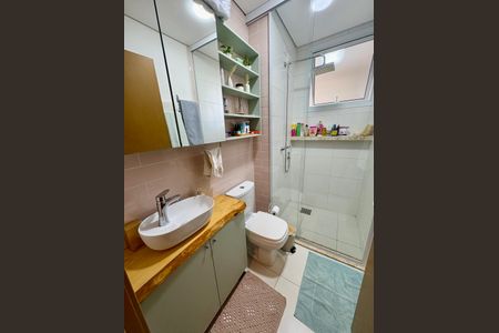Apartamento à venda com 52m², 2 quartos e 1 vaga Apartamento à venda com 52m², 2 quartos e 1 vagaBanheiro