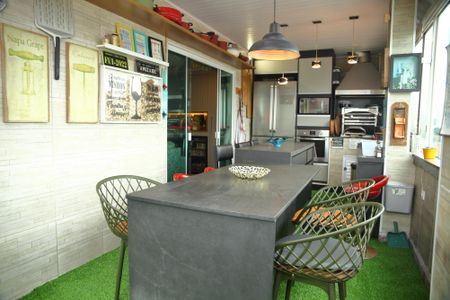 Apartamento à venda com 106m², 2 quartos e 2 vagasÁrea Gourmet/Cobertura