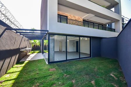 Casa de condomínio à venda com 201m², 3 quartos e 2 vagasQuintal