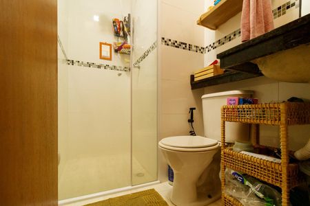 Casa para alugar com 75m², 2 quartos e 1 vagaBanheiro da Suíte 2