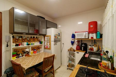 Casa para alugar com 75m², 2 quartos e 1 vagaCozinha