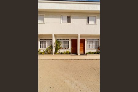 Casa para alugar com 75m², 2 quartos e 1 vagaFachada