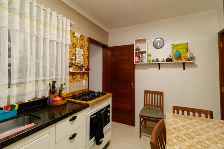 Casa para alugar com 75m², 2 quartos e 1 vagaCozinha