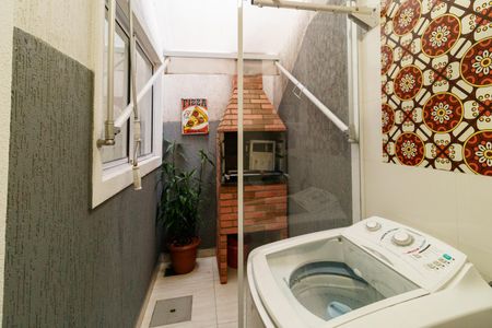 Casa para alugar com 75m², 2 quartos e 1 vagaÁrea de Serviço