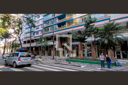 Apartamento à venda com 63m², 1 quarto e sem vaga Apartamento à venda com 63m², 1 quarto e sem vagaFachada