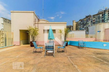 Apartamento à venda com 63m², 1 quarto e sem vaga Apartamento à venda com 63m², 1 quarto e sem vagaÁrea comum - Piscina