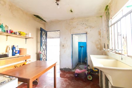 Casa à venda com 150m², 3 quartos e 1 vagaÁrea de Serviço