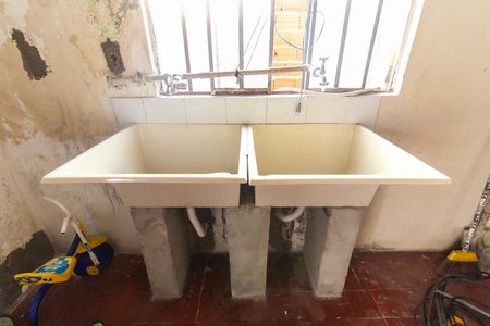 Casa à venda com 150m², 3 quartos e 1 vagaÁrea de Serviço