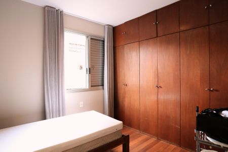 Apartamento para alugar com 65m², 2 quartos e 1 vagaSuíte