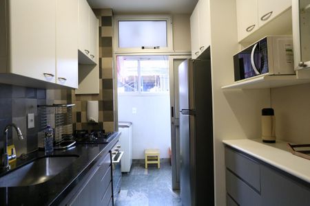 Apartamento para alugar com 65m², 2 quartos e 1 vagaCozinha