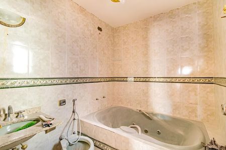 Casa à venda com 140m², 2 quartos e 2 vagasFoto 01