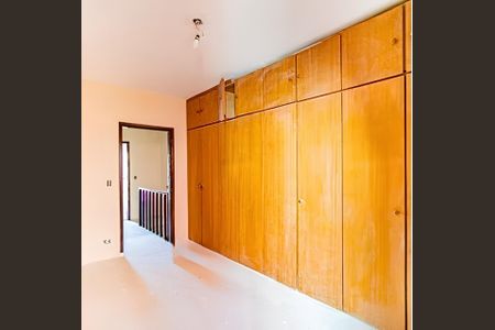 Casa à venda com 140m², 2 quartos e 2 vagasFoto 01