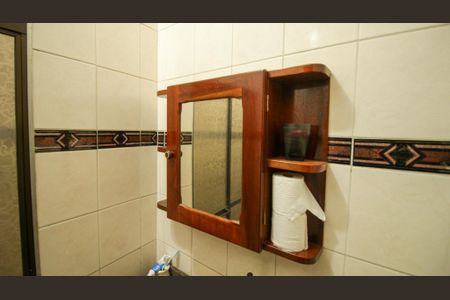 Casa à venda com 120m², 3 quartos e 2 vagas Casa à venda com 120m², 3 quartos e 2 vagasBanheiro Social