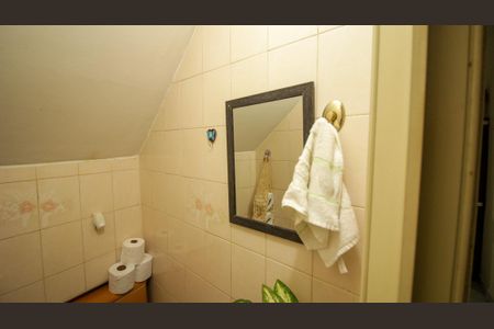 Casa à venda com 120m², 3 quartos e 2 vagas Casa à venda com 120m², 3 quartos e 2 vagasLavabo