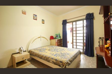 Casa à venda com 120m², 3 quartos e 2 vagas Casa à venda com 120m², 3 quartos e 2 vagasQuarto 1