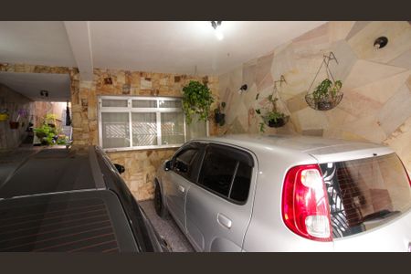 Casa à venda com 120m², 3 quartos e 2 vagas Casa à venda com 120m², 3 quartos e 2 vagasGaragem