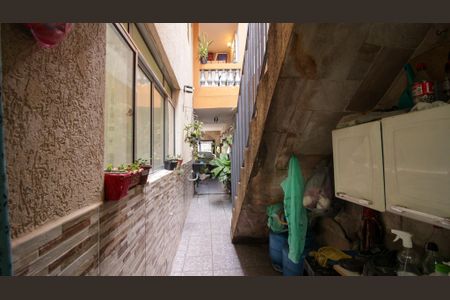 Casa à venda com 120m², 3 quartos e 2 vagas Casa à venda com 120m², 3 quartos e 2 vagasCorredor