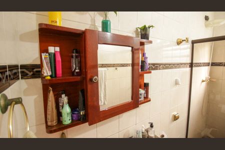 Casa à venda com 120m², 3 quartos e 2 vagas Casa à venda com 120m², 3 quartos e 2 vagasBanheiro da Suíte