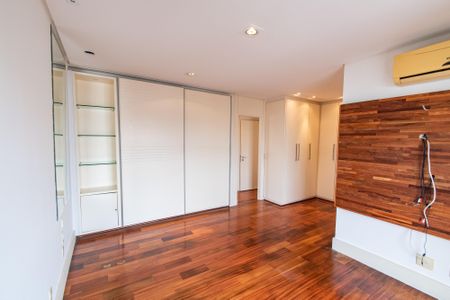 Apartamento à venda com 177m², 3 quartos e 3 vagasSuíte 3