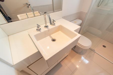 Apartamento à venda com 177m², 3 quartos e 3 vagasBanheiro da suíte 1