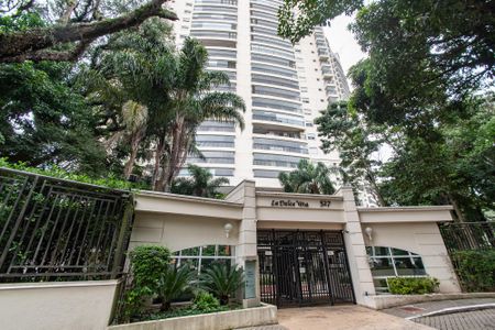 Apartamento à venda com 177m², 3 quartos e 3 vagasFachada