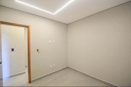 Casa à venda com 156m², 3 quartos e 4 vagas Casa à venda com 156m², 3 quartos e 4 vagasQuarto 2