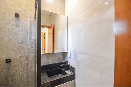 Casa à venda com 156m², 3 quartos e 4 vagas Casa à venda com 156m², 3 quartos e 4 vagasBanheiro