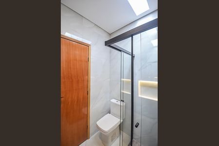 Casa à venda com 156m², 3 quartos e 4 vagas Casa à venda com 156m², 3 quartos e 4 vagasBanheiro da Suíte