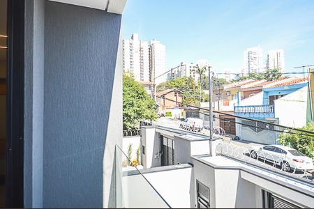 Casa à venda com 156m², 3 quartos e 4 vagas Casa à venda com 156m², 3 quartos e 4 vagasSacada