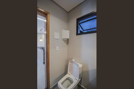 Casa à venda com 156m², 3 quartos e 4 vagas Casa à venda com 156m², 3 quartos e 4 vagasLavabo