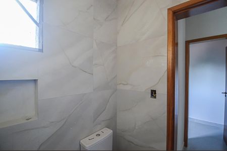 Casa à venda com 156m², 3 quartos e 4 vagasBanheiro