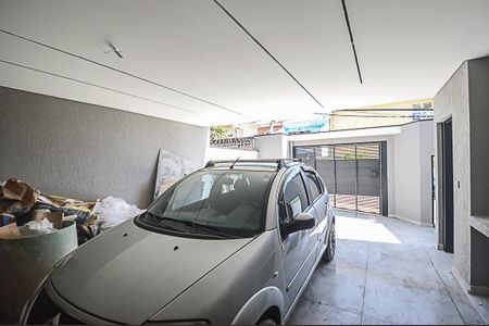 Casa à venda com 156m², 3 quartos e 4 vagasGaragem