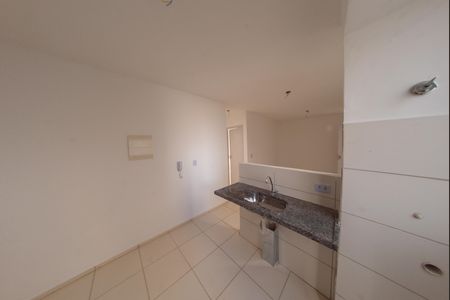 Apartamento à venda com 43m², 2 quartos e 1 vaga Apartamento à venda com 43m², 2 quartos e 1 vagaCozinha e Área de Serviço