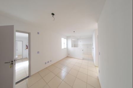 Apartamento à venda com 43m², 2 quartos e 1 vaga Apartamento à venda com 43m², 2 quartos e 1 vagaSala