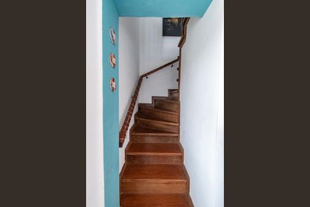 Apartamento à venda com 157m², 3 quartos e 2 vagasEscada