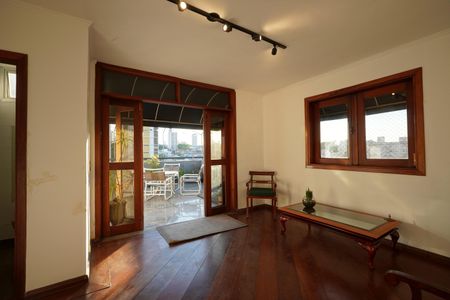Apartamento à venda com 157m², 2 quartos e 2 vagasCobertura