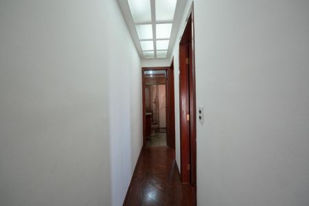 Apartamento à venda com 157m², 2 quartos e 2 vagasCorredor