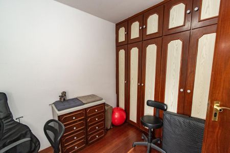Apartamento à venda com 157m², 3 quartos e 2 vagasQuarto 2