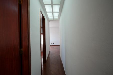 Apartamento à venda com 157m², 2 quartos e 2 vagasCorredor
