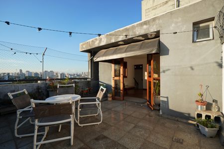 Apartamento à venda com 157m², 2 quartos e 2 vagasVaranda Cobertura
