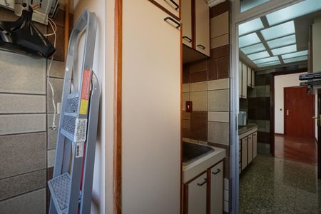 Apartamento à venda com 157m², 2 quartos e 2 vagasÁrea de Serviço