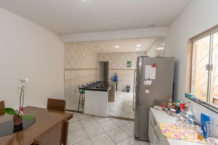 Casa para alugar com 481m², 3 quartos e 2 vagasCozinha 