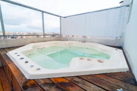 Apartamento para alugar com 140m², 2 quartos e 1 vagaJacuzzi