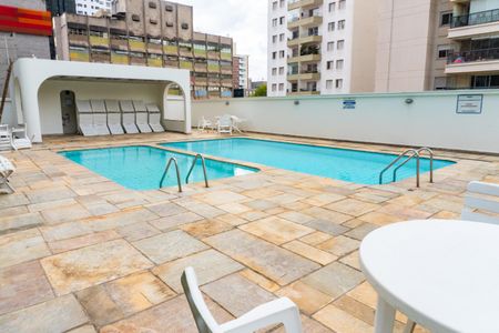 Apartamento para alugar com 140m², 2 quartos e 1 vagaÁrea comum - Piscina